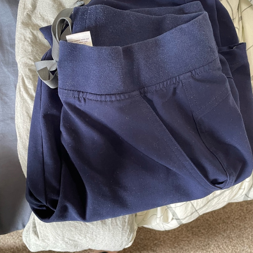 Womens navy xs figs pants